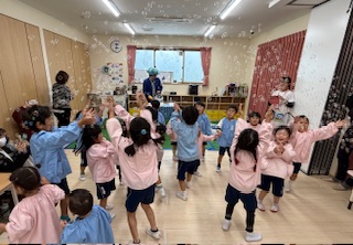 高崎ミシェルインターナショナルキンダーガーデン夏の制服、幼稚園 🐘親子参観日🎈Open school🦆 | 群馬県高崎市のインターナショナル